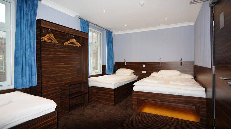 Crestfield Hotel, London