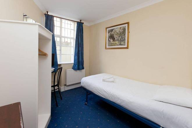 Crestfield Hotel, London