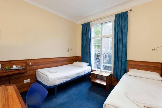 Crestfield Hotel, London