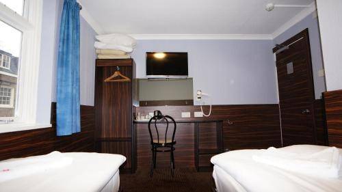 Crestfield Hotel, London