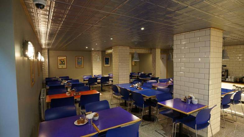 Crestfield Hotel, London