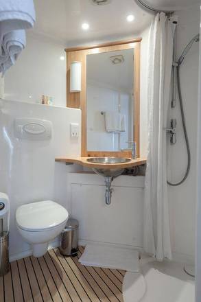 Stylotel, London