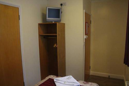 Melbourne House Hotel, London