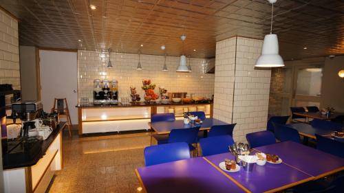 Crestfield Hotel, London