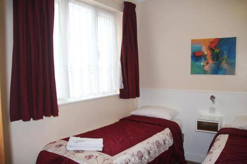 Melbourne House Hotel, London