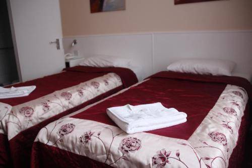 Melbourne House Hotel, London
