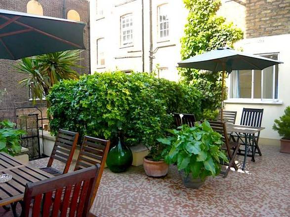 Crestfield Hotel, London